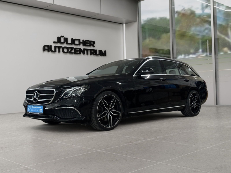Mercedes-Benz E 200 T-Modell Aut., 2.Hand, Scheckheft — photo 4
