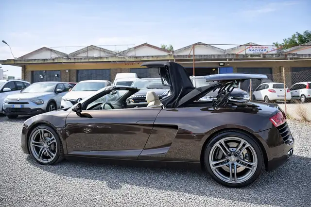 Audi R8 SPYDER CABRIO 4.2 V8 430CV AUTOM. QUATTRO KM REALI