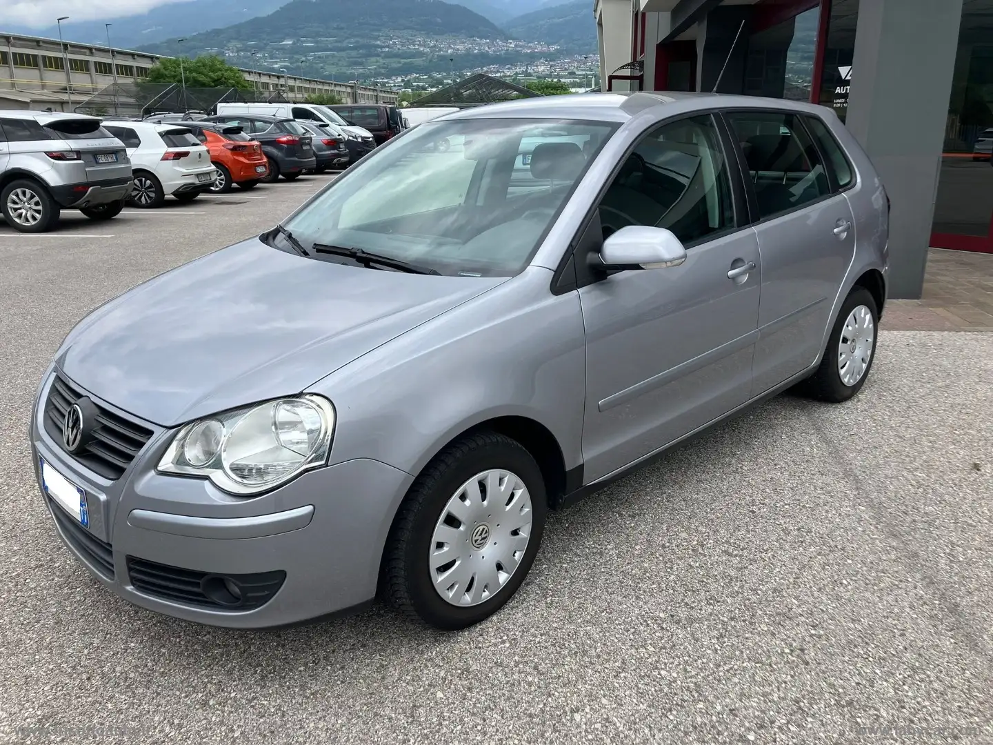Volkswagen Polo 1.2 12V 70CV 5p. Comfortline Grau - 2