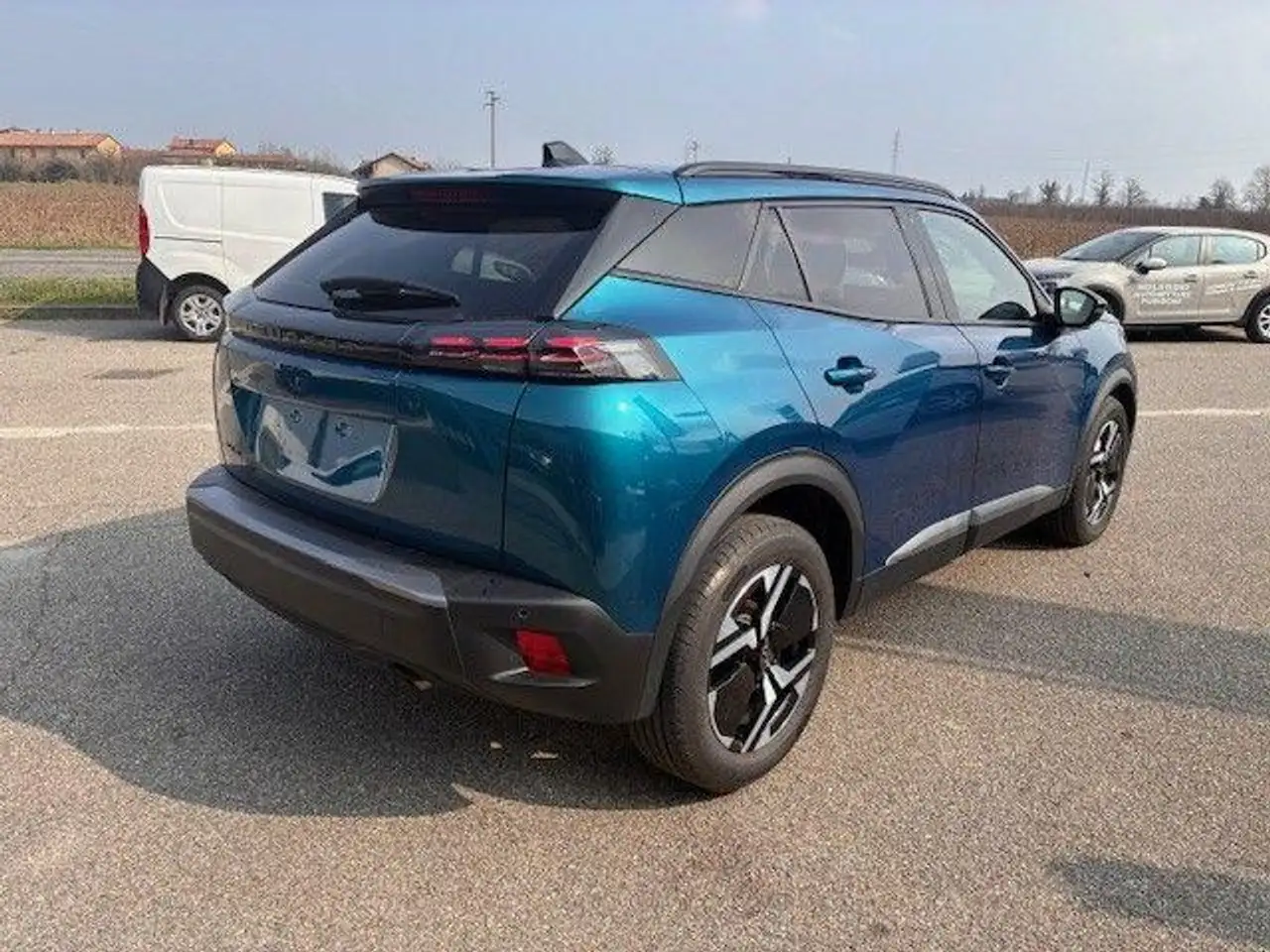 Peugeot 2008 PureTech 100 S&S Allure 3