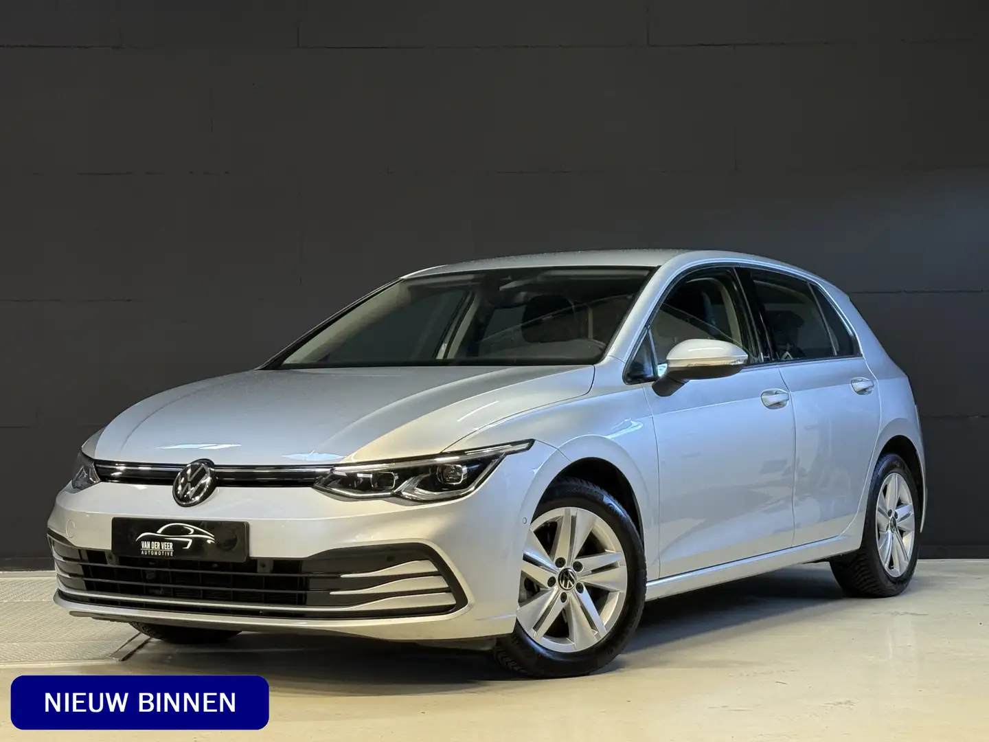 Volkswagen Golf 1.5 TSI Life Business | Memory stoelen | Camera | Gris - 1