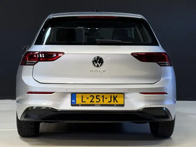 Volkswagen Golf view 7