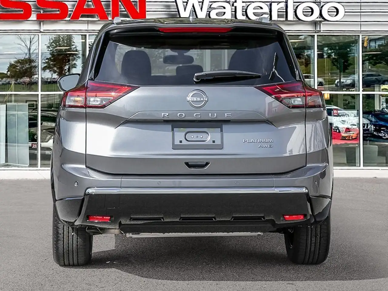 Nissan Rogue снимка Nissan Rogue