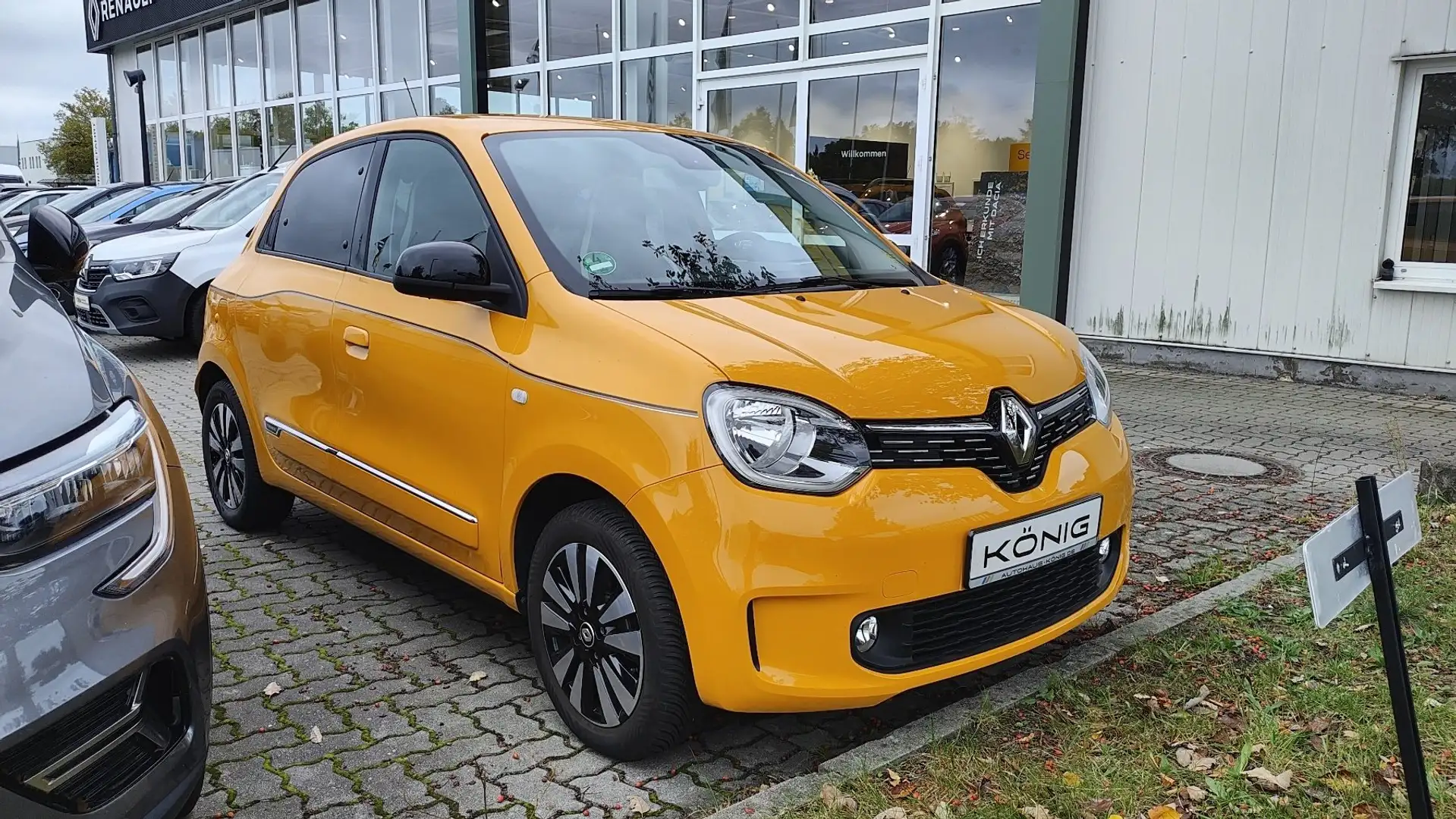 Renault Twingo E-TECH  Navi*Klima*Sitzheizung*Rückfahrcam Gelb - 2