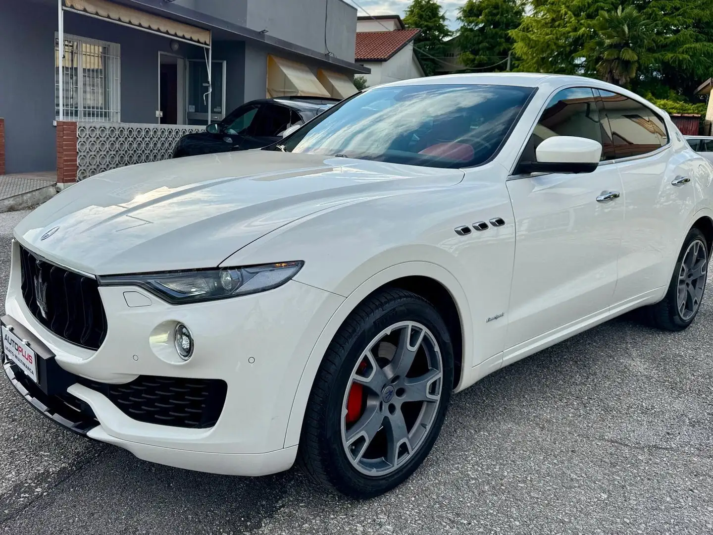 Maserati Levante 3.0D V6 275cv auto GRANSPORT Bianco - 1