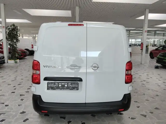 Opel Vivaro view 7