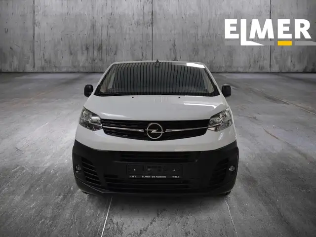 Opel Vivaro view 2