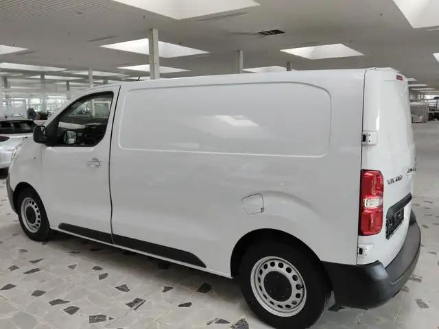 Opel Vivaro view 6