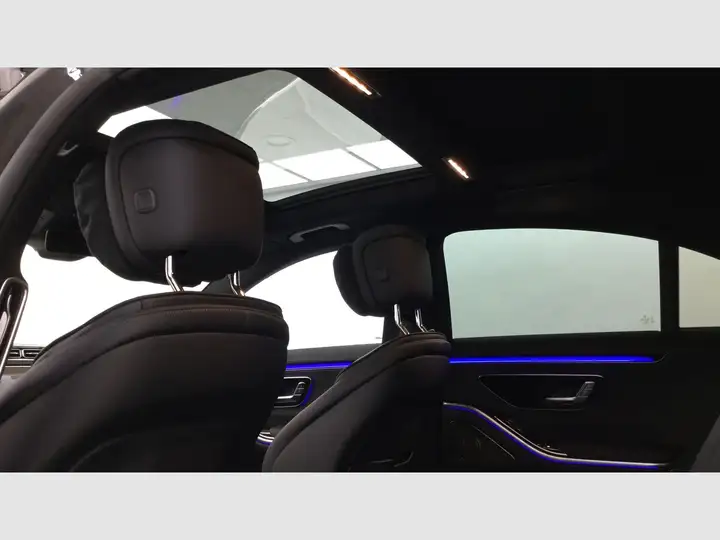 Mercedes-Benz Clase S 2026, foto 18