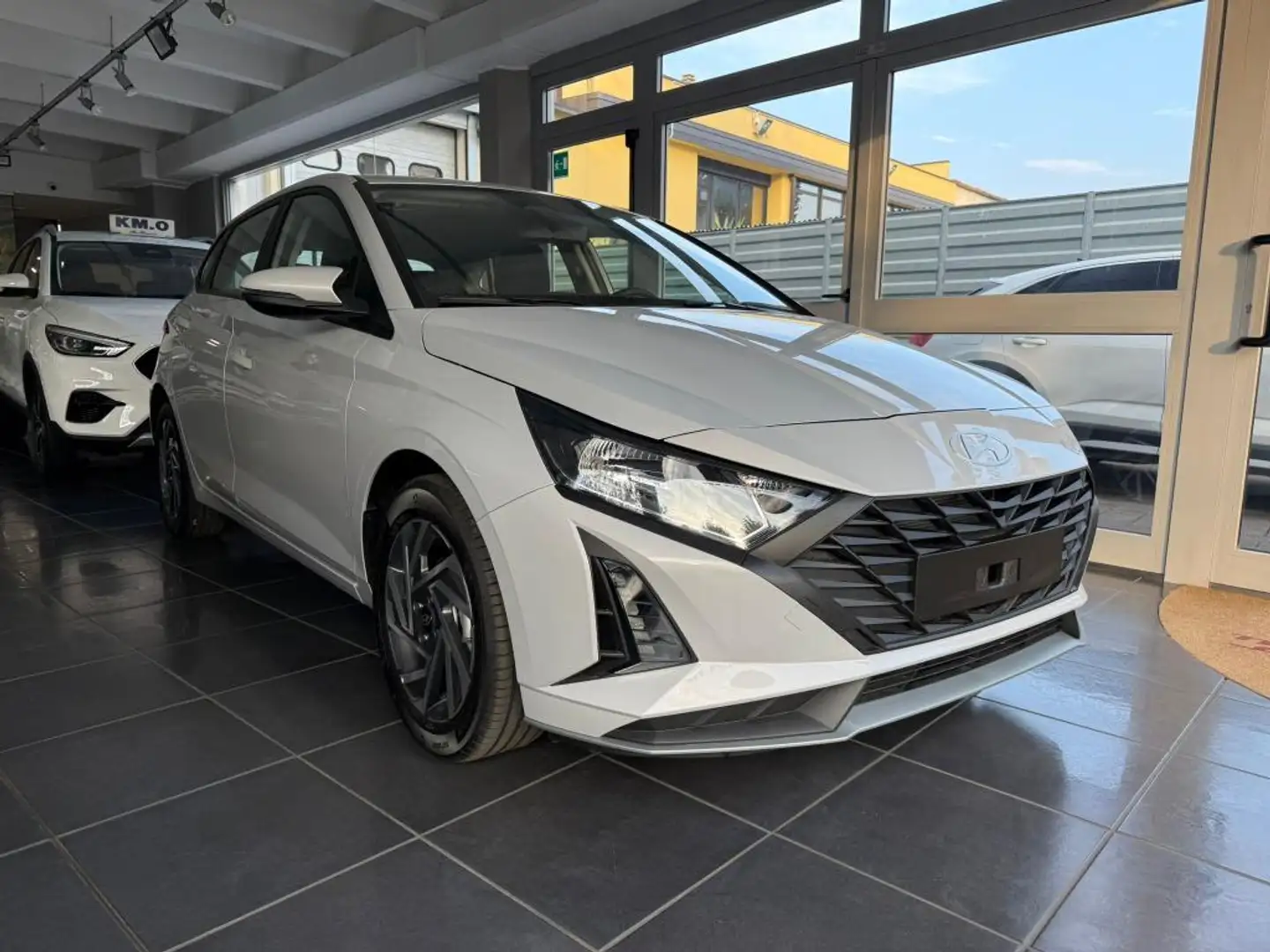Hyundai i20 1.2 MPI Connectline 79cv MT - Km Zero Oro - 1