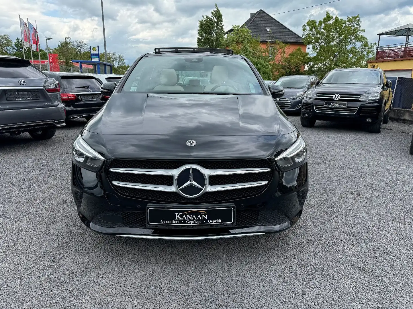 Mercedes-Benz B 180 *Widescreen*Panorama*Kamera*Leder Creme* Zwart - 2