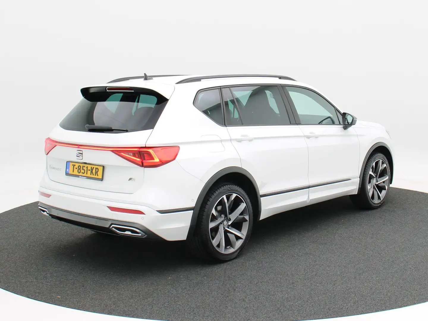 SEAT Tarraco 1.5 TSi 150 Pk Automaat FR Business Intense | 360° Wit - 2