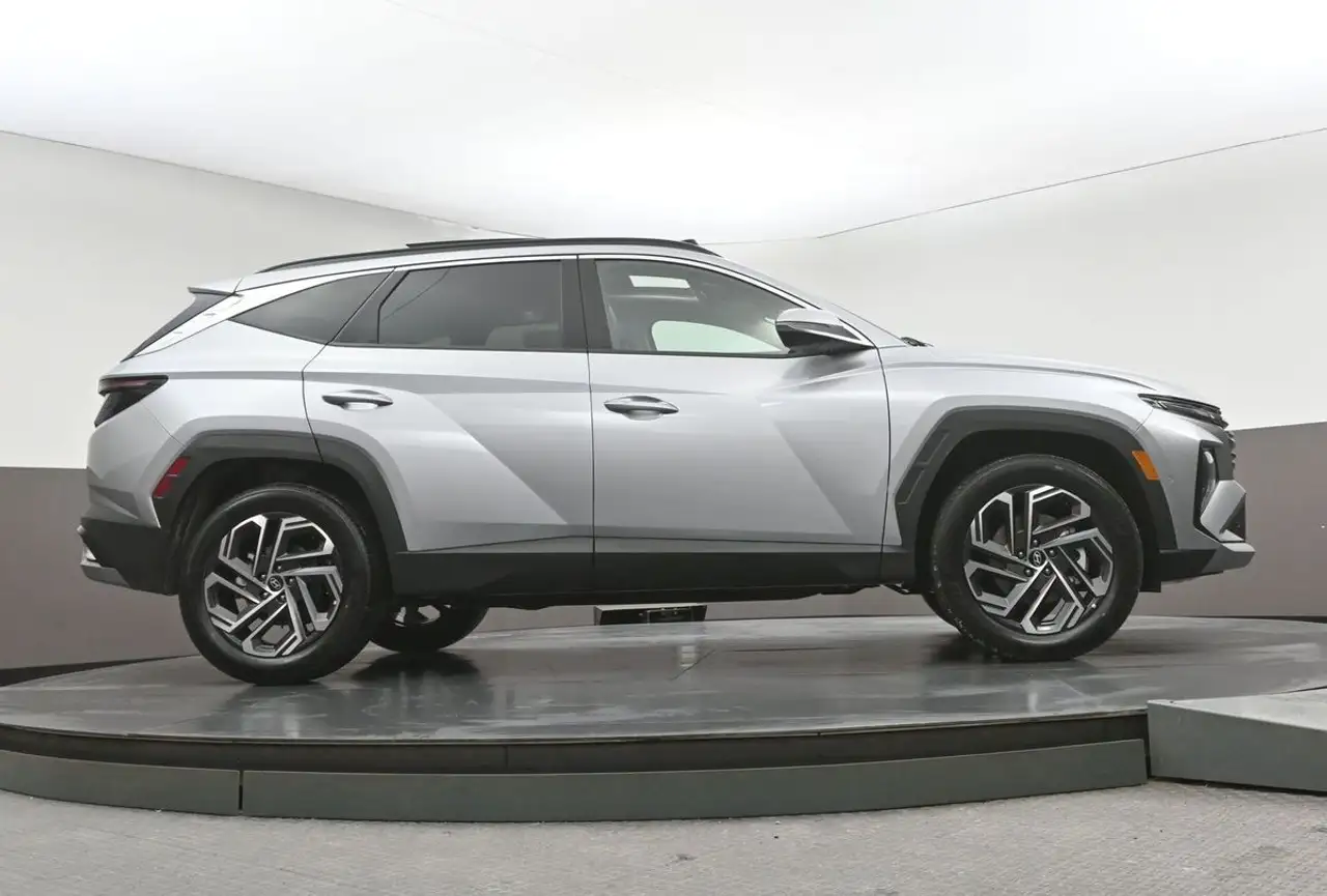 Hyundai TUCSON снимка Hyundai TUCSON