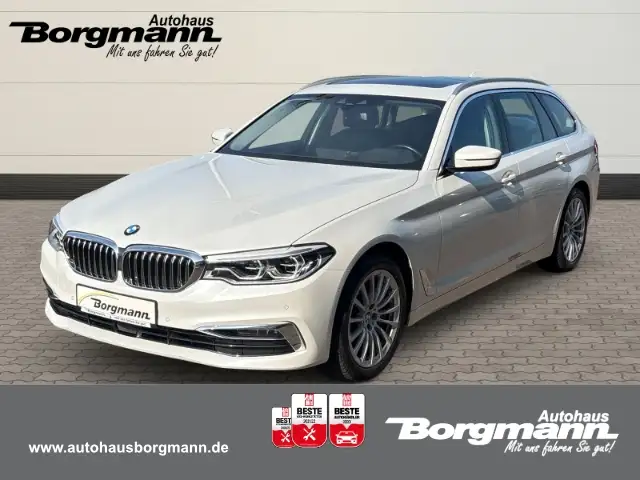 BMW 540 540i xDrive Luxury Line Touring Park-Assistent - T