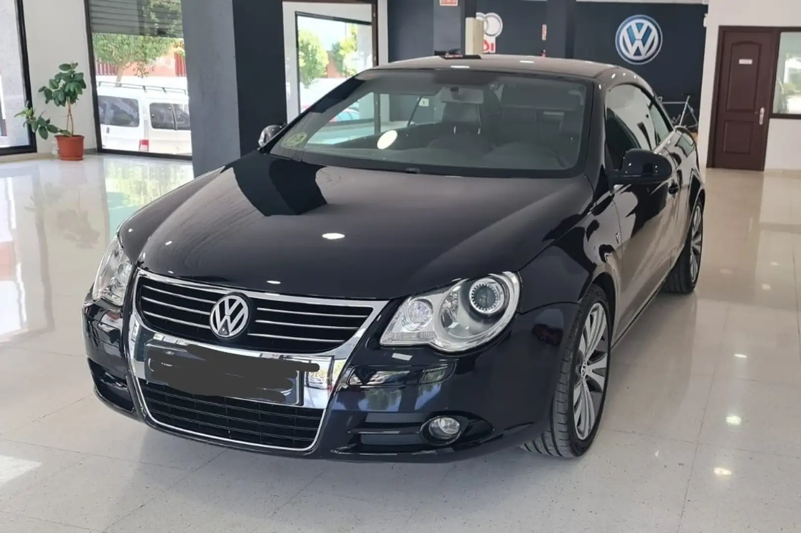 Volkswagen Eos 2.0TDI Individual DSG DPF - 1