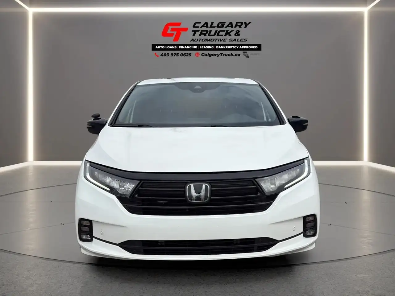 Honda Odyssey снимка Honda Odyssey