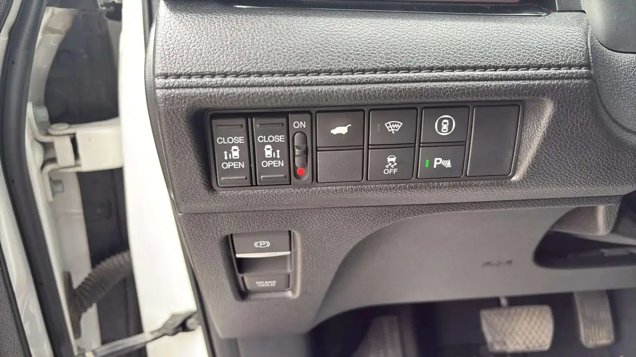 Honda Odyssey снимка Honda Odyssey