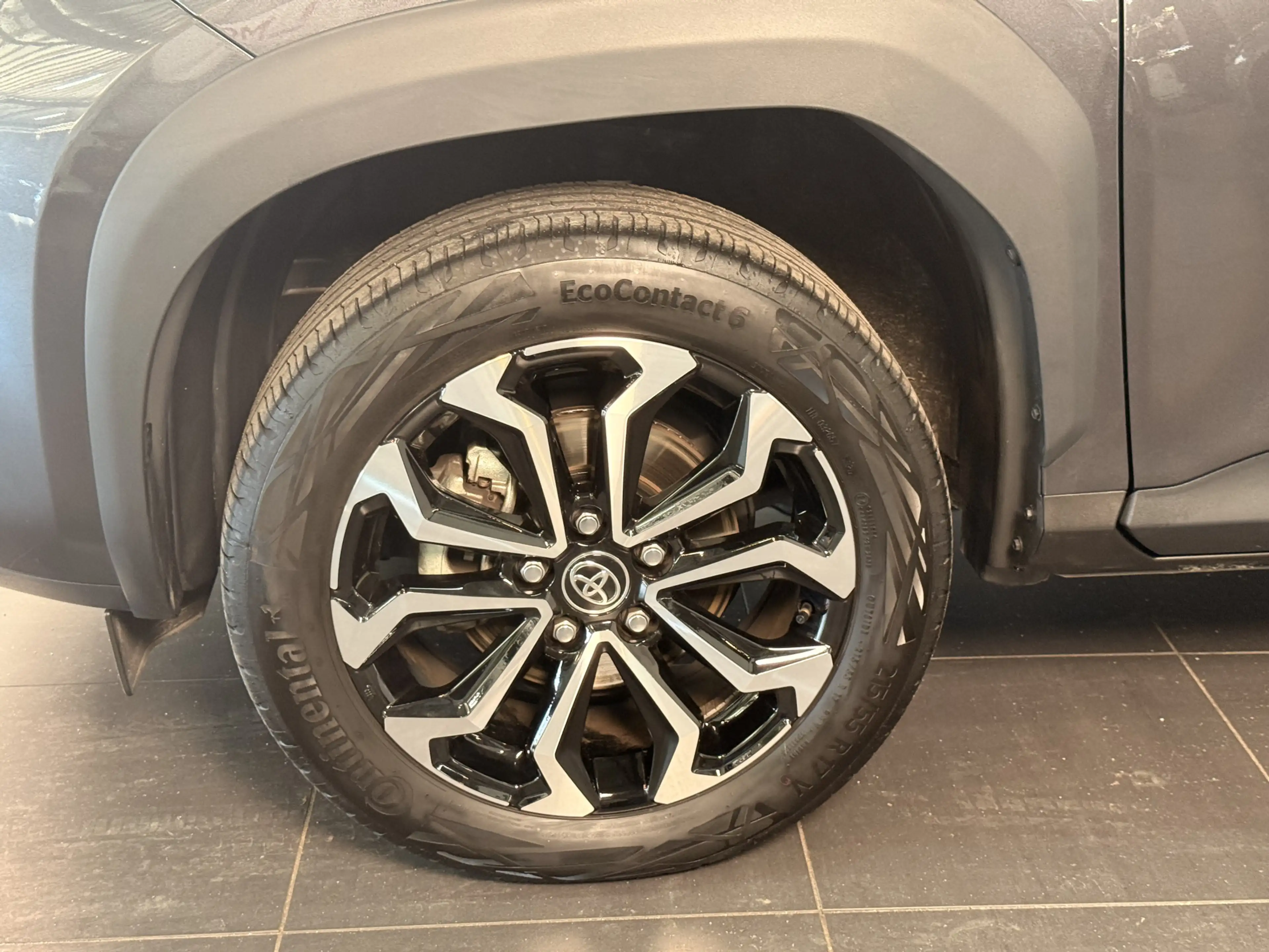 Toyota Yaris Cross 1.5 Hybrid 115 Dynamic | Stoel / Stuur en voorruit — photo 6
