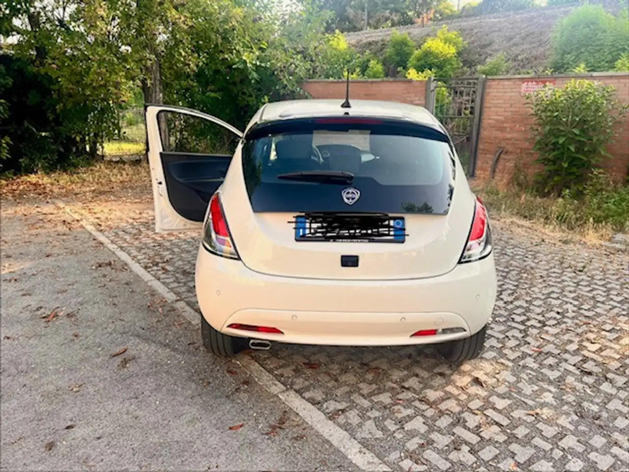 Lancia Ypsilon 2024 — фото 6