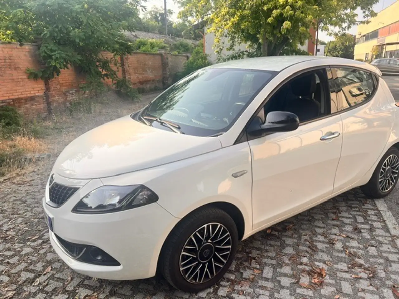 Lancia Ypsilon 2024