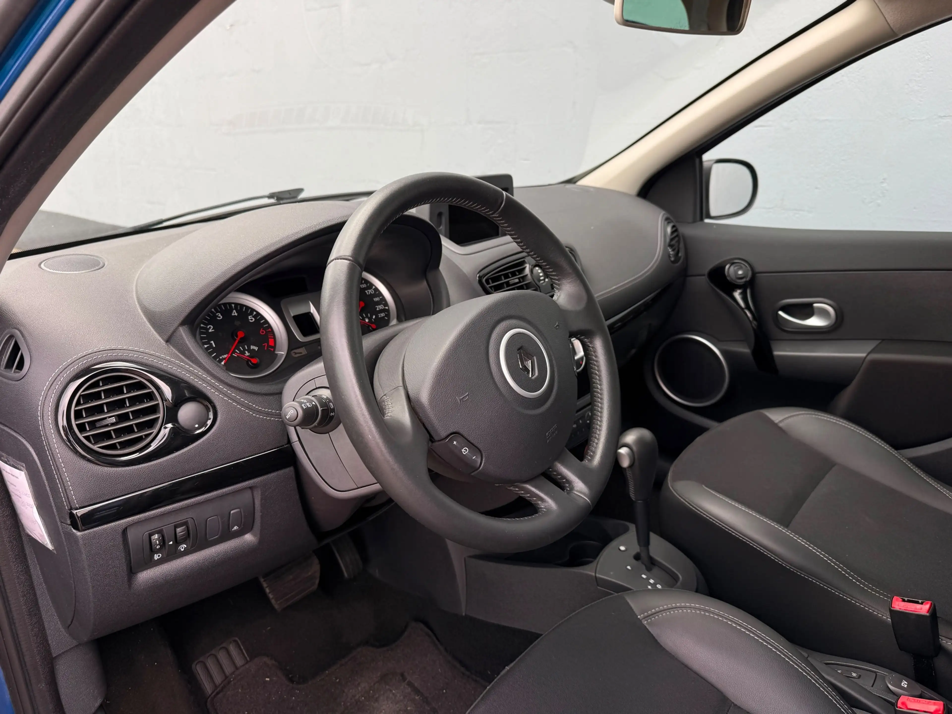 Renault Clio 1.6 Night & Day Automaat - Cruise Control — photo 10