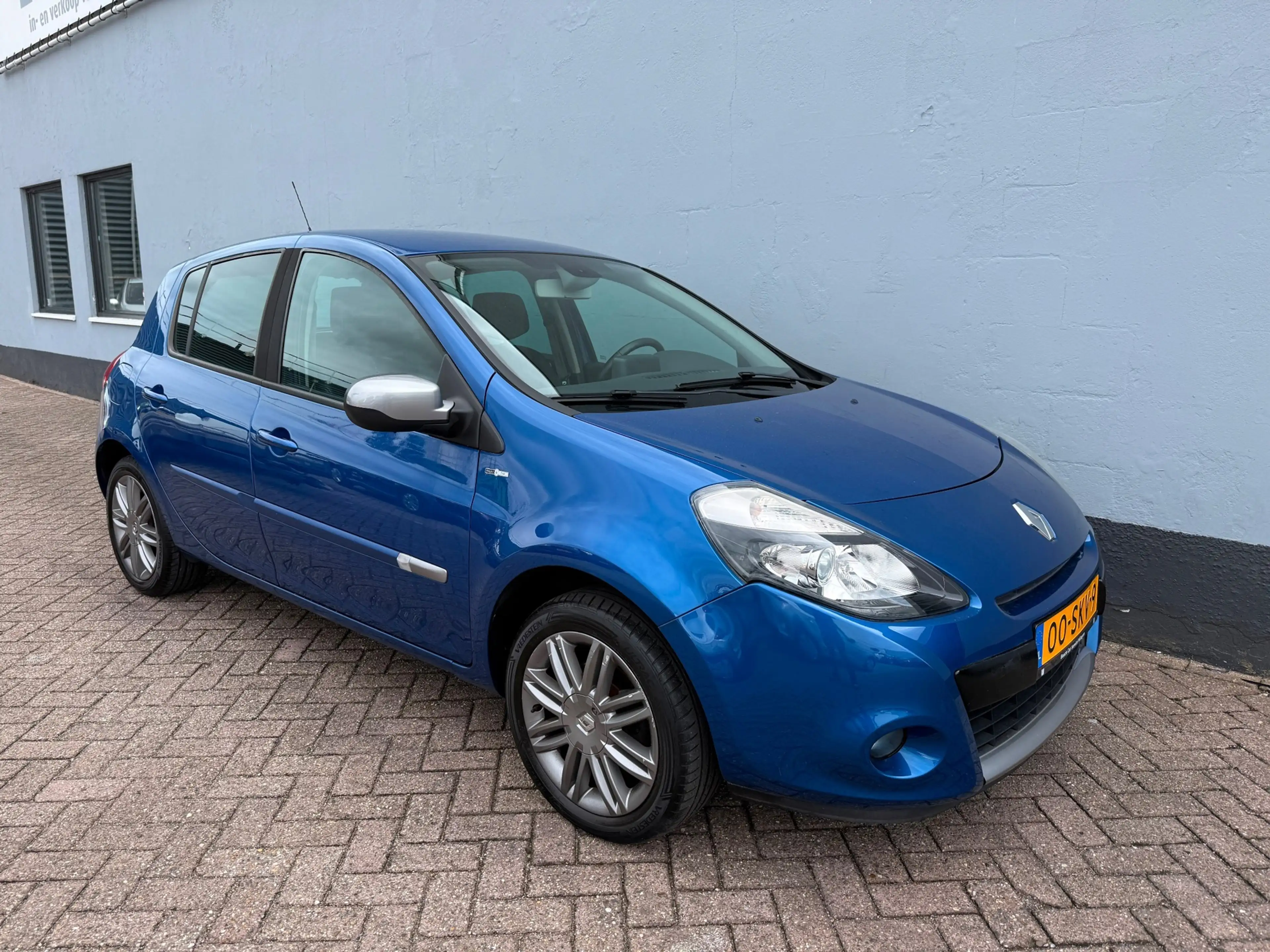 Renault Clio 1.6 Night & Day Automaat - Cruise Control — photo 4