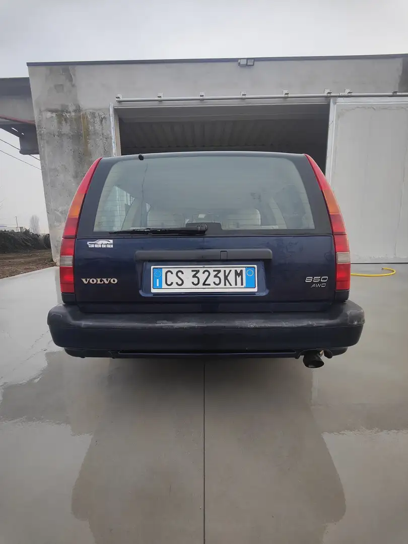 Volvo 855 AWD Blau - 2
