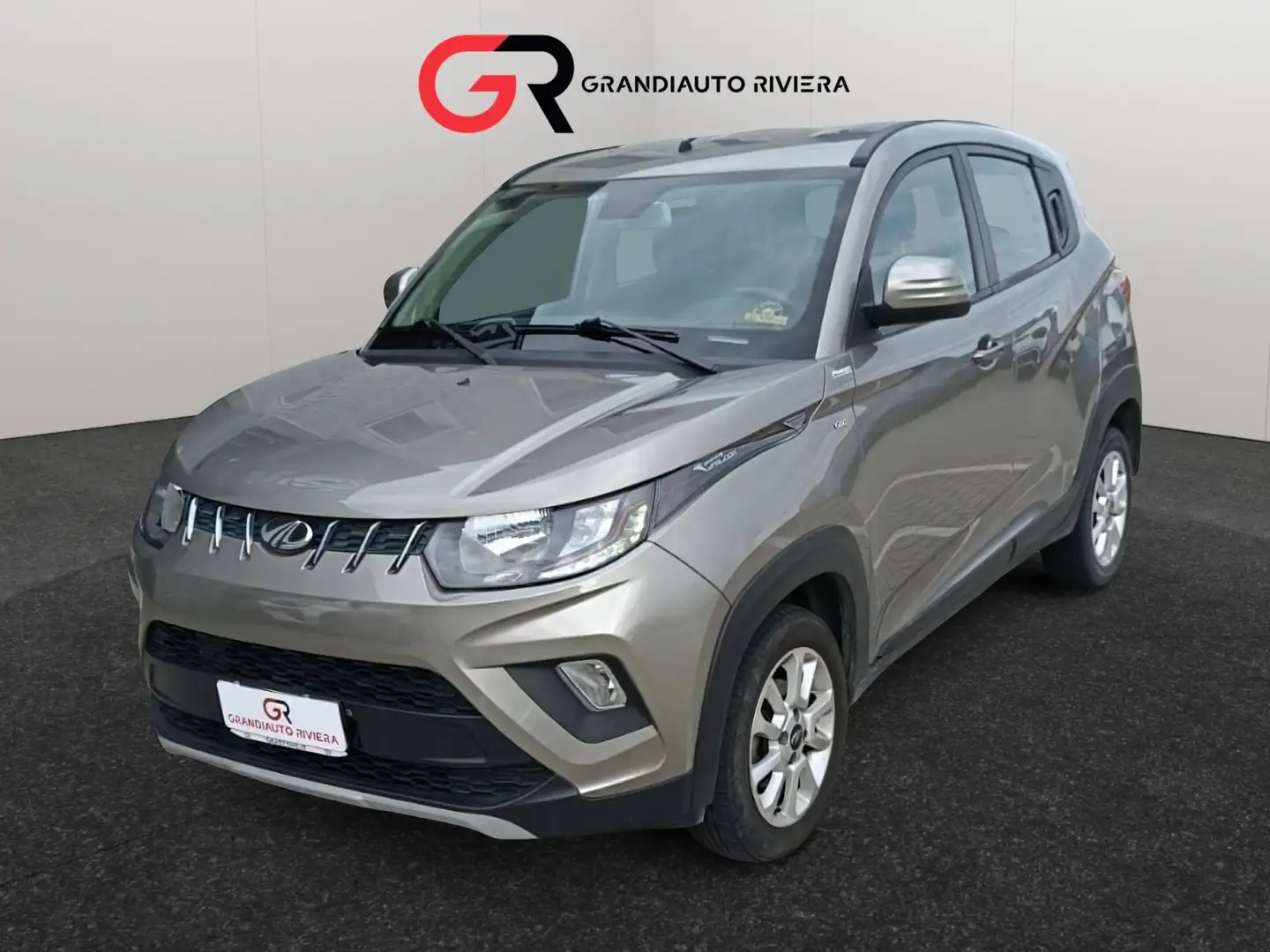 Mahindra KUV100 KUV100 1.2 VVT K6+ - 1