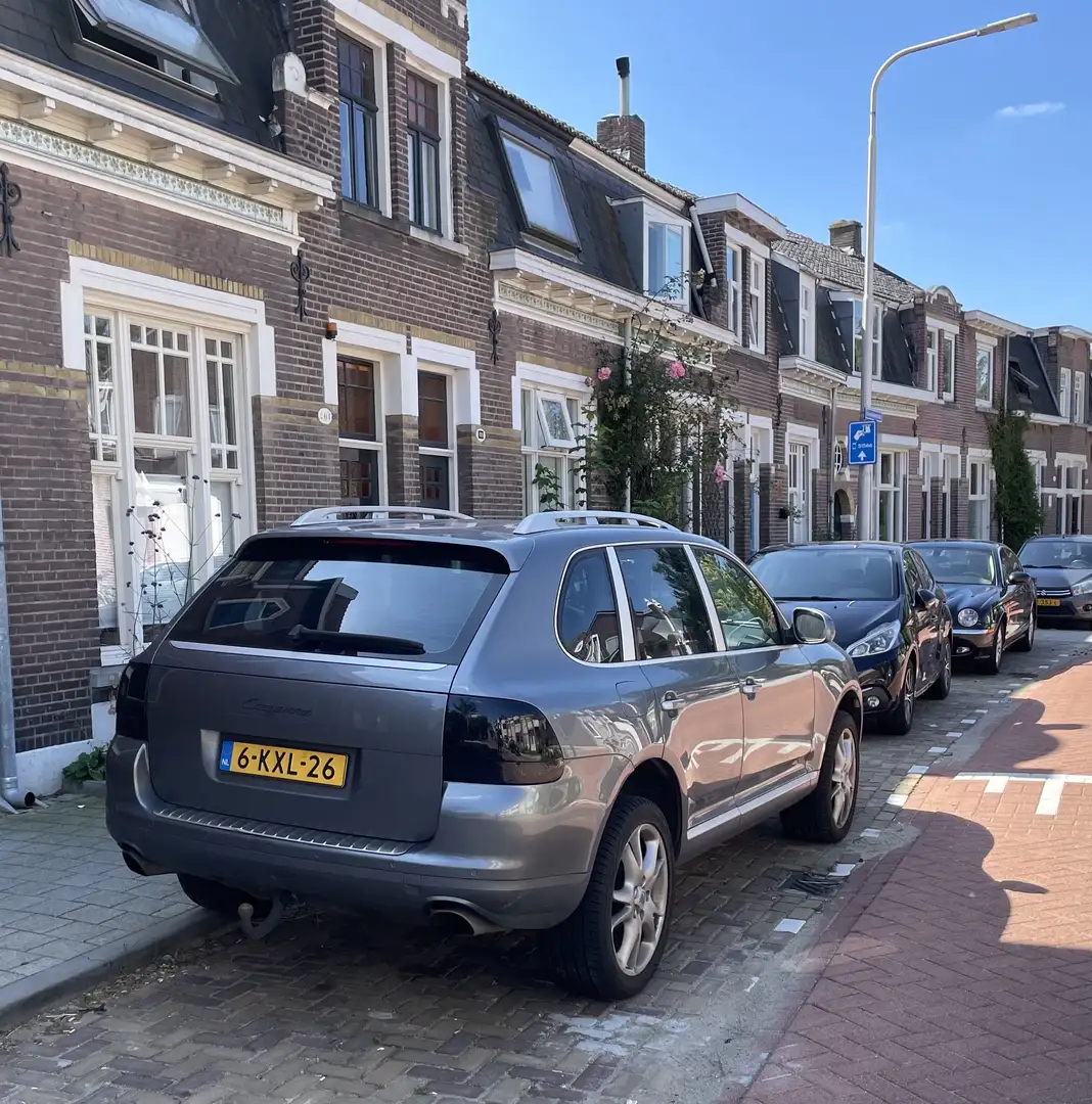 Porsche Cayenne 3.2 Gris - 2