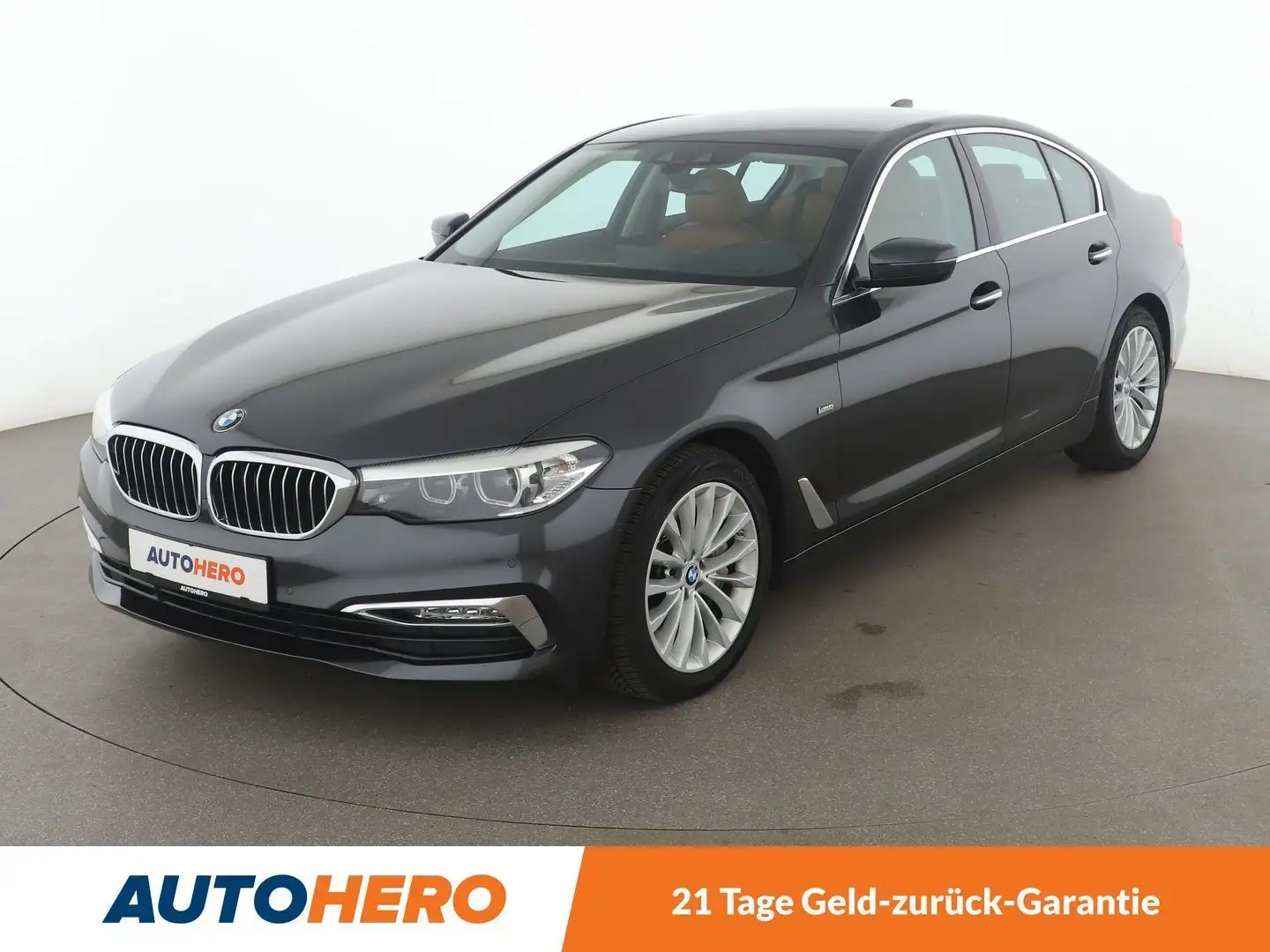 BMW 540 540i xDrive Luxury Line Aut.*NAVI*LED*HUD*CAM*PDC* Schwarz - 1