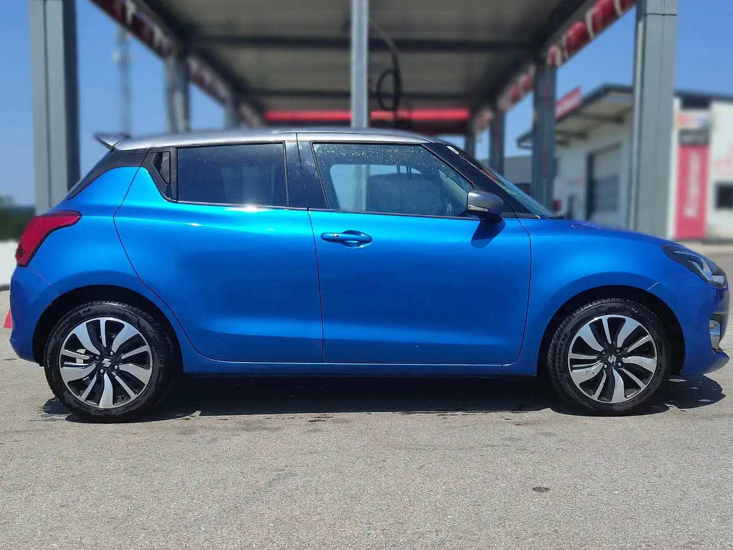 Suzuki Swift Suzuki Swift 1,0 Hybrid DITC SHVS Flash Flash Blau - 2
