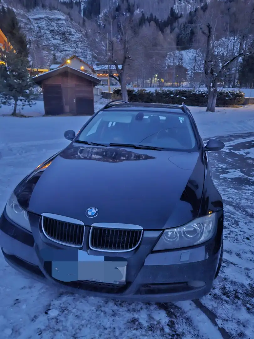BMW 318 318d Touring - 1