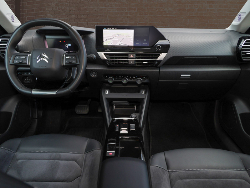 Citroen C4 1,2 Ltr - PureTech / Max / 131 PS / Sitzh. / Navi — photo 13