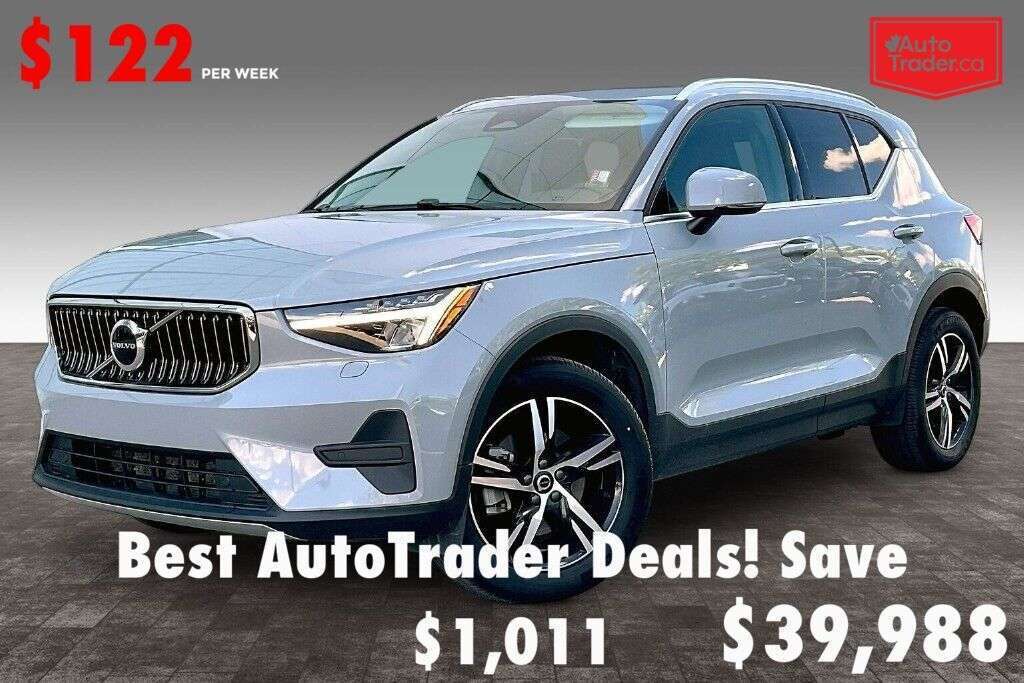 2025 Volvo XC40 Bright Theme Awd