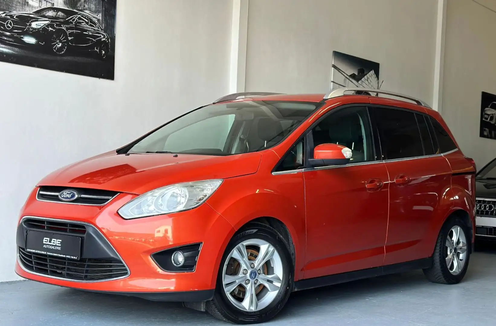 Ford Grand C-Max 1.6 TDCI Champions Edition 7-Sitzer Rouge - 2