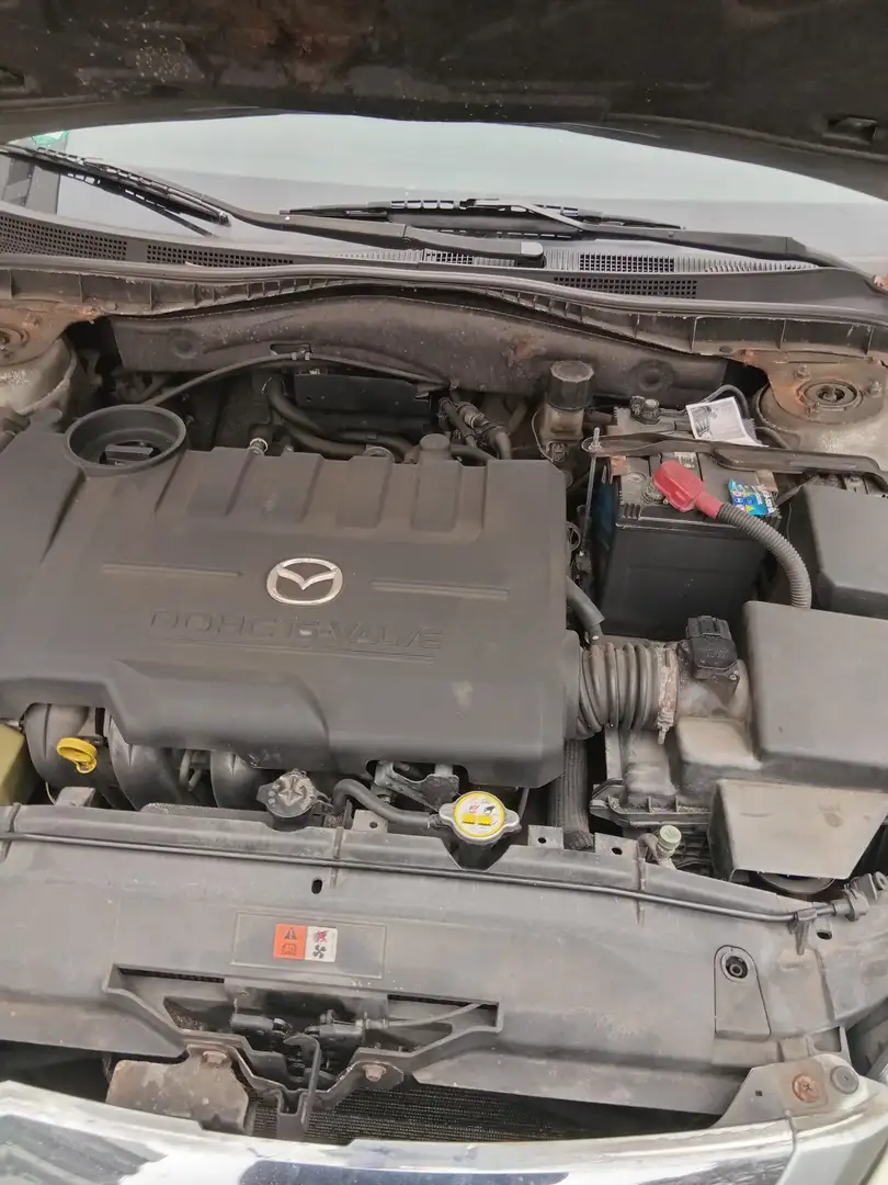 Mazda 626 Mazda6 Silber - 1