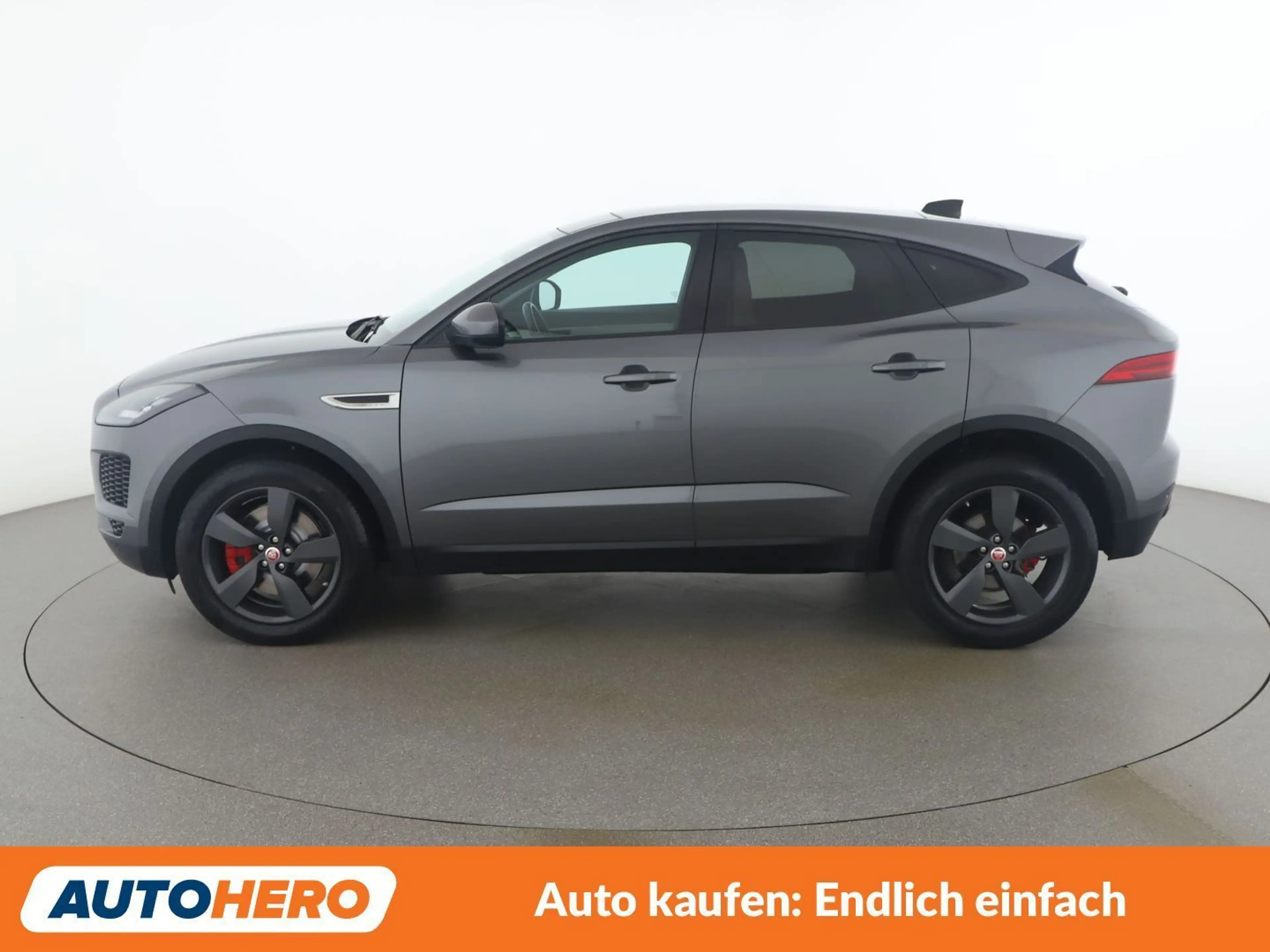 Jaguar E-Pace P250 AWD — photo 3