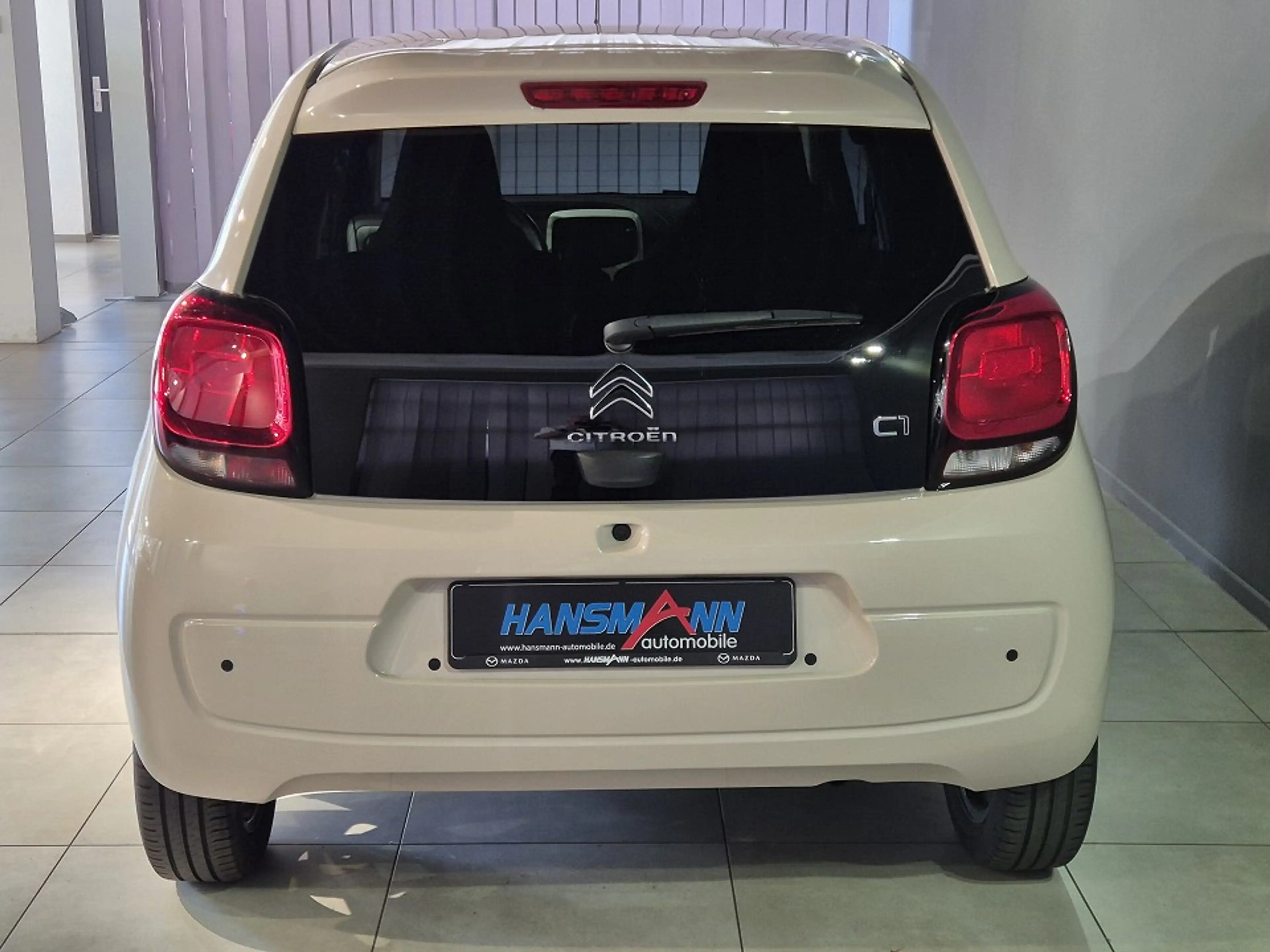 Citroen C1 SHINE VTI 72 S&S Klima/ACAA/Touchscreen/Keyless Sh — photo 4