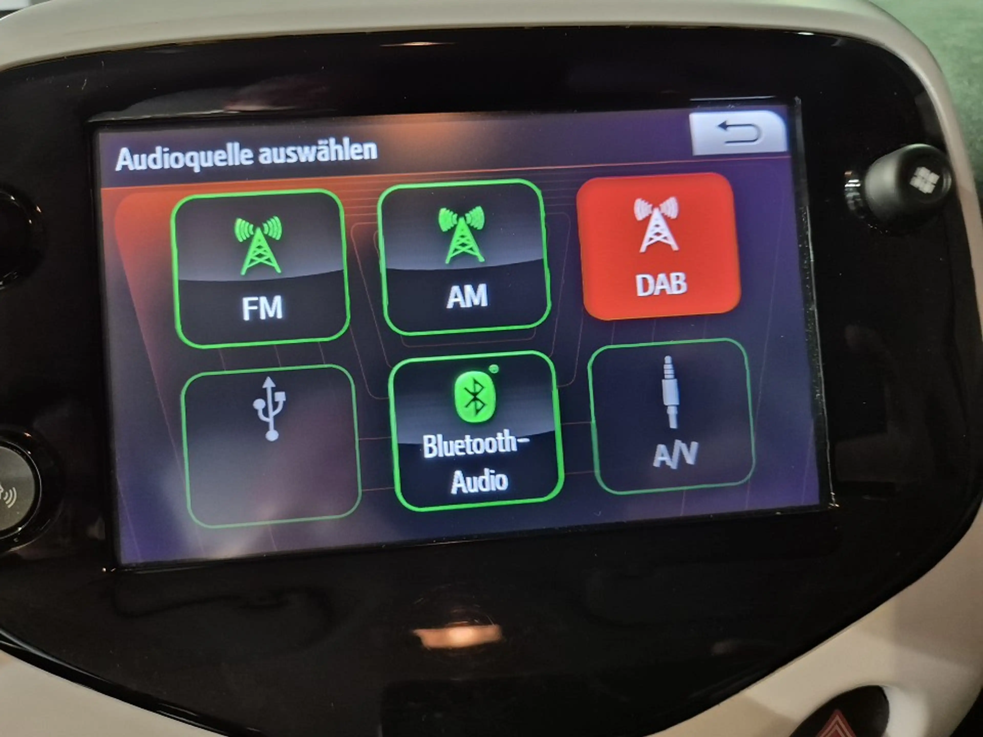 Citroen C1 SHINE VTI 72 S&S Klima/ACAA/Touchscreen/Keyless Sh — photo 12