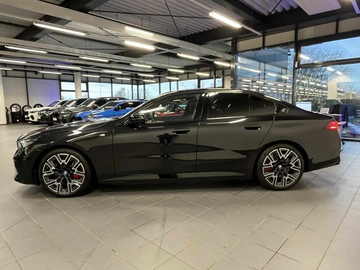 BMW i5 M60 xDrive M Sport Pro HUD PANO ACC 360°KAM RFK Noir - 2