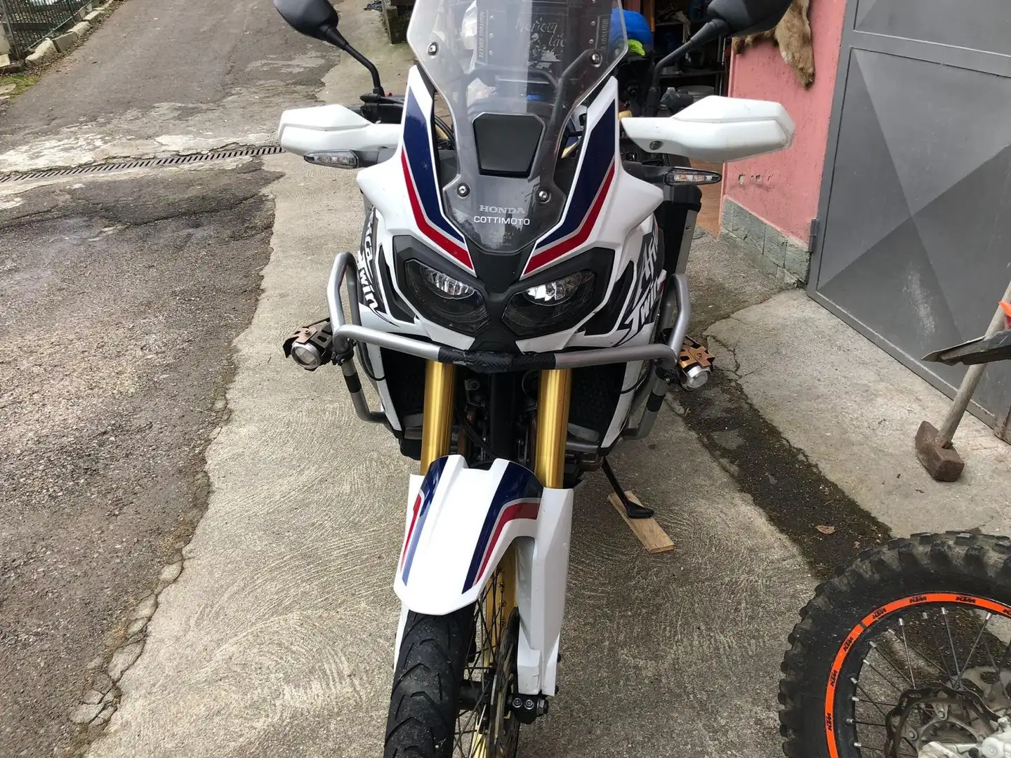 Honda CRF 1000 DCT 2016 - 1