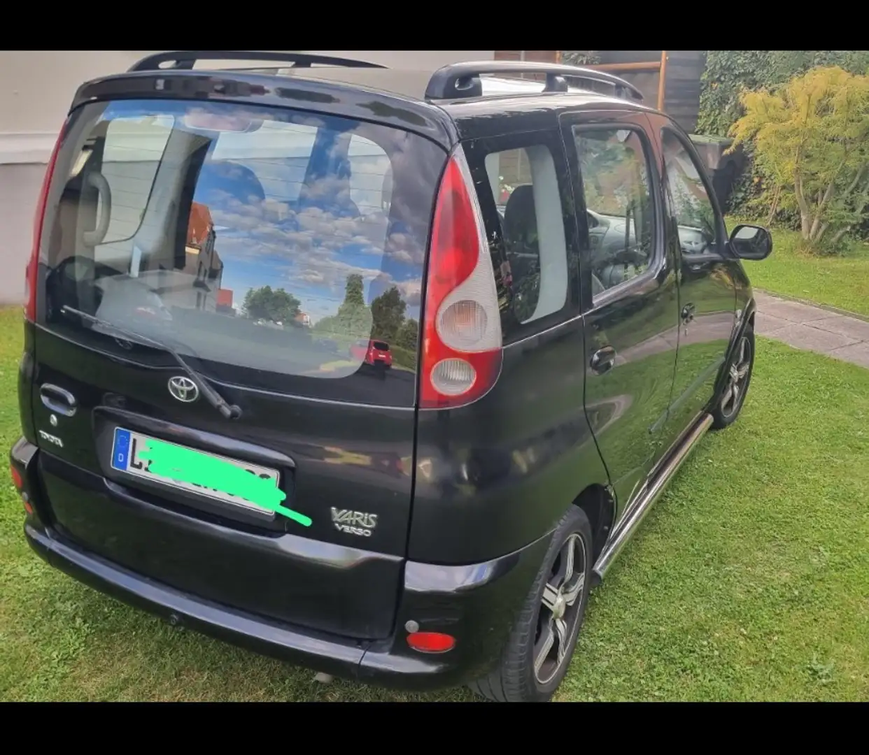 Toyota Yaris Toyota Yaris Verso 1.3 linea sol Noir - 2