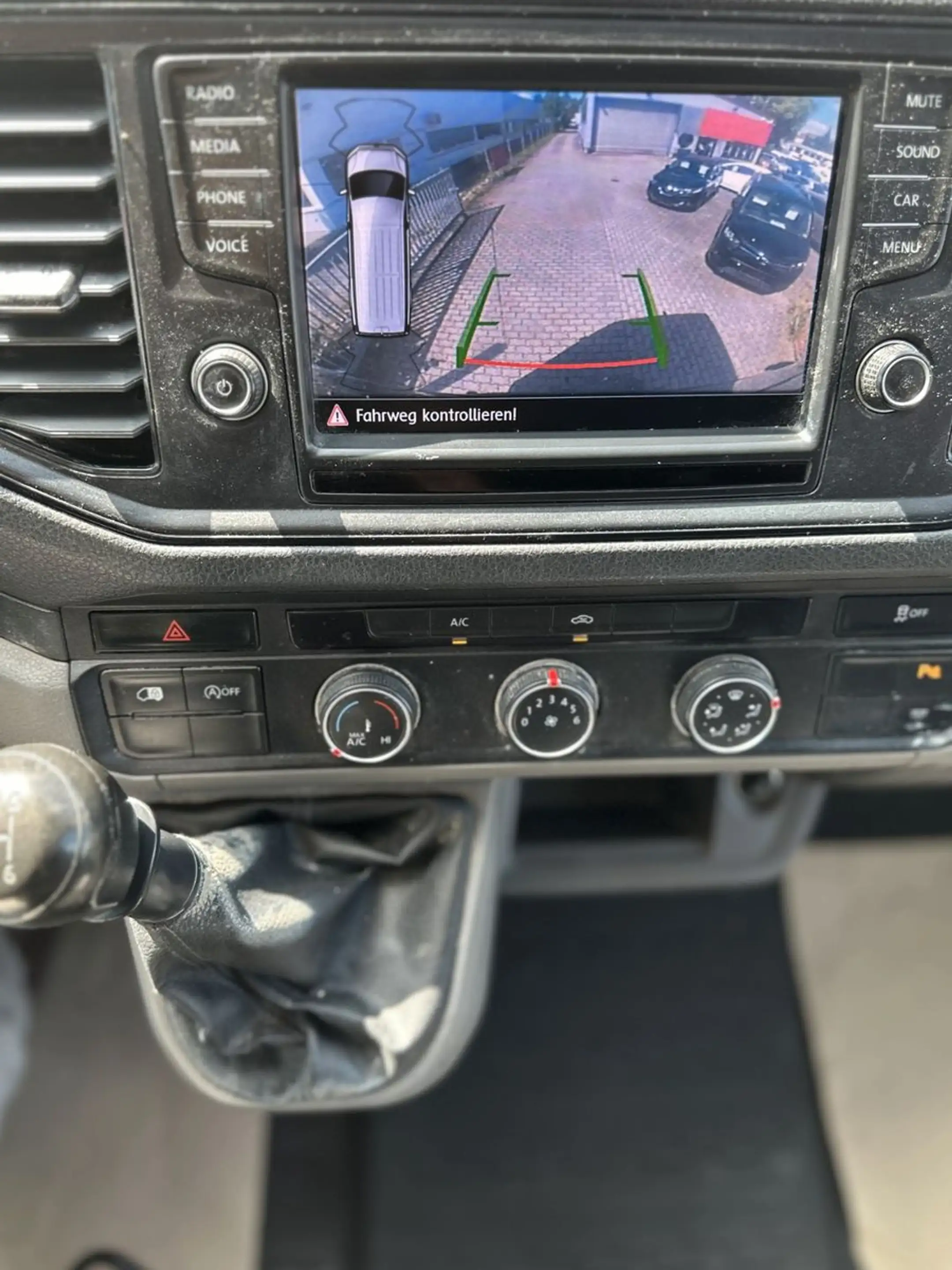 Volkswagen Crafter 35 lang Hochdach / Zahnriemen gew. / PDC — photo 14