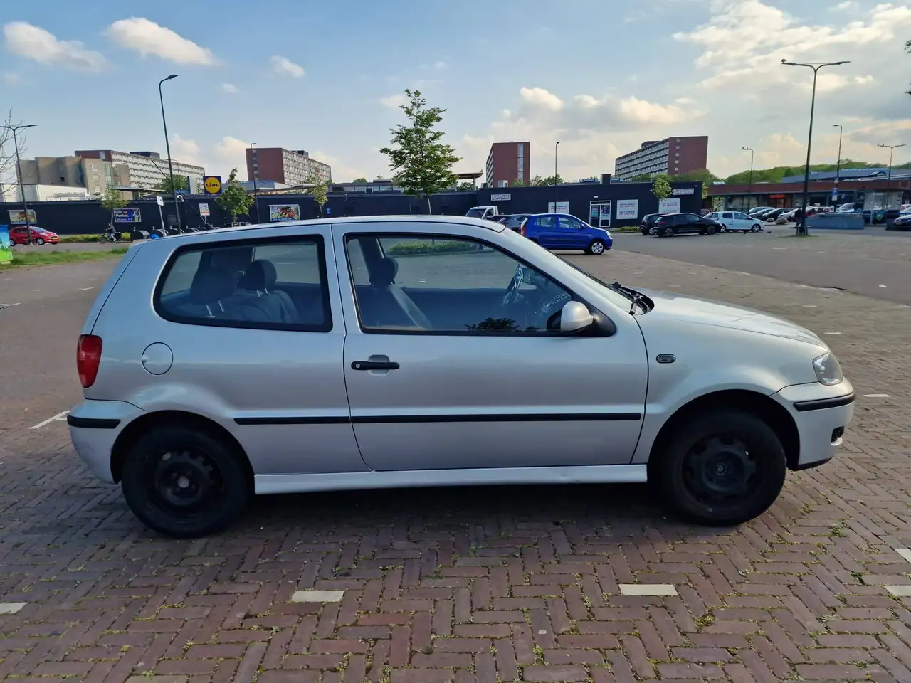 Volkswagen Polo 1.4-16V Trendline, foto 5