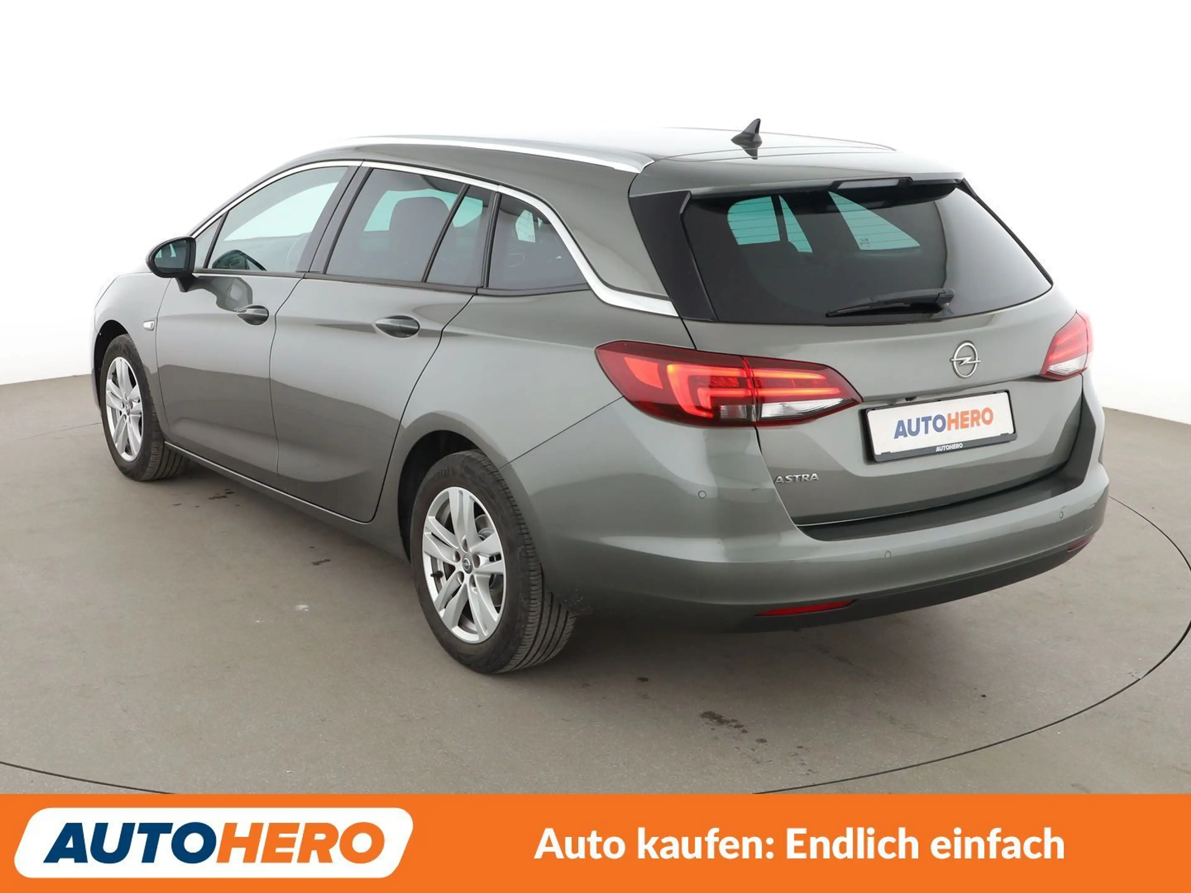 Opel Astra 1.2 Turbo Elegance Start/Stop — photo 4