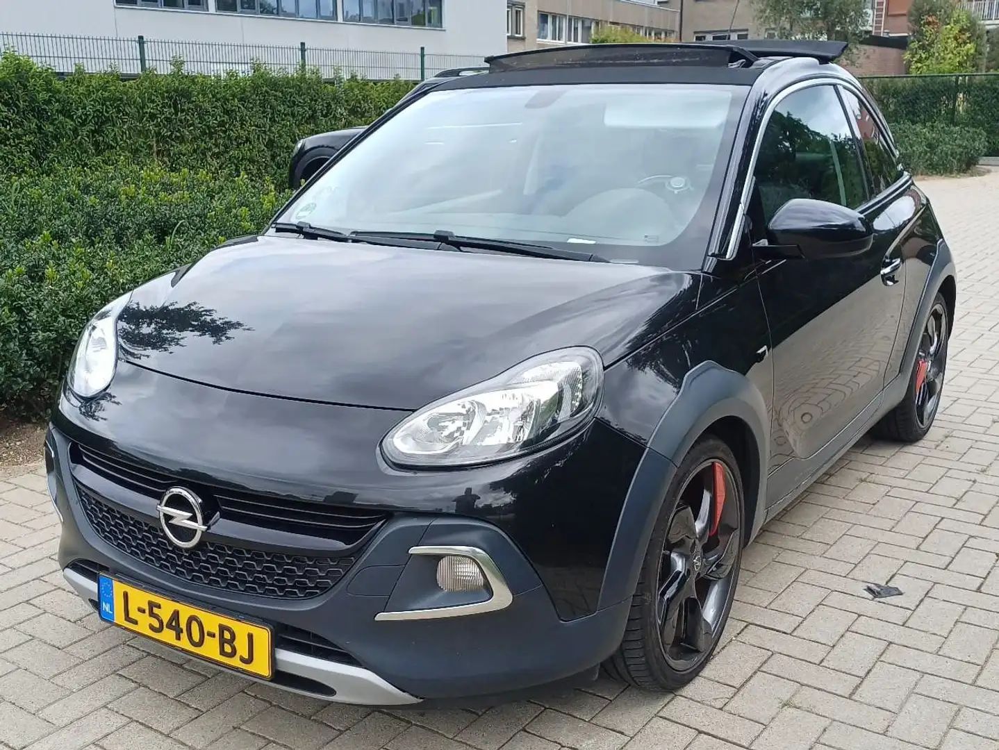 Opel Adam Adam 1.0 Turbo Rocks Zwart - 1