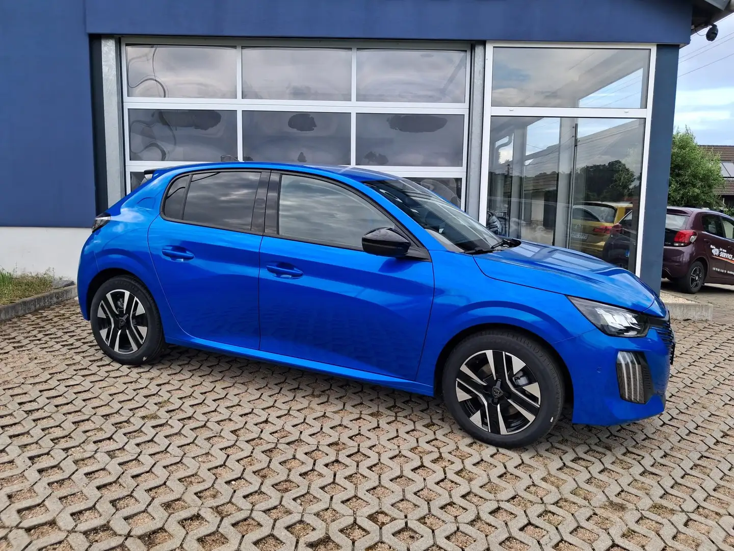 Peugeot 208 Allure Bleu - 2