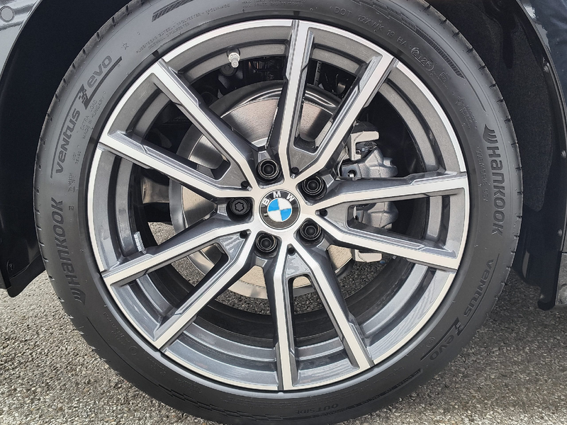 BMW 318 i Touring — photo 14