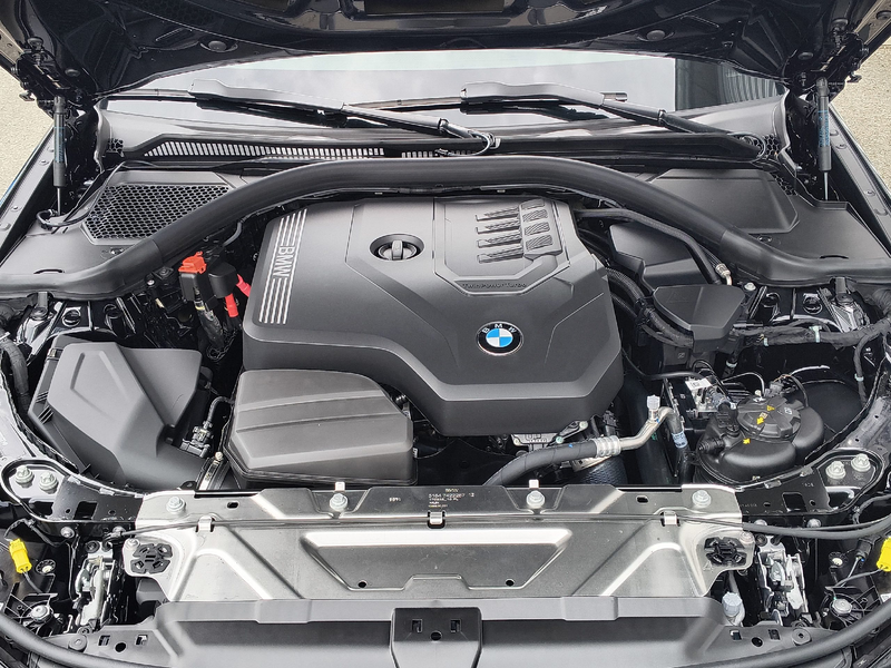 BMW 318 i Touring — photo 15