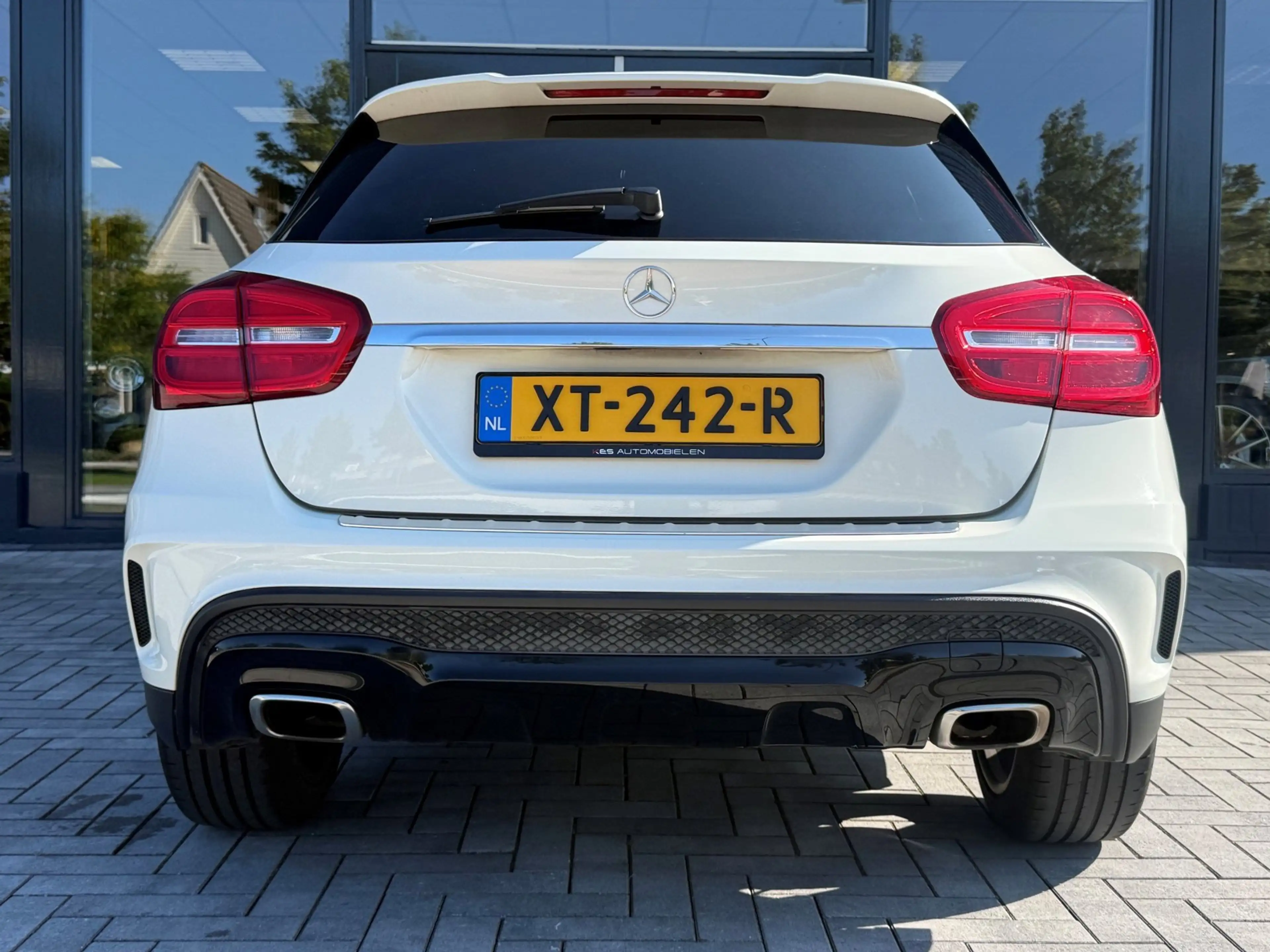 Mercedes-Benz GLA 180 AMG Night Edition Camera Navi — photo 12